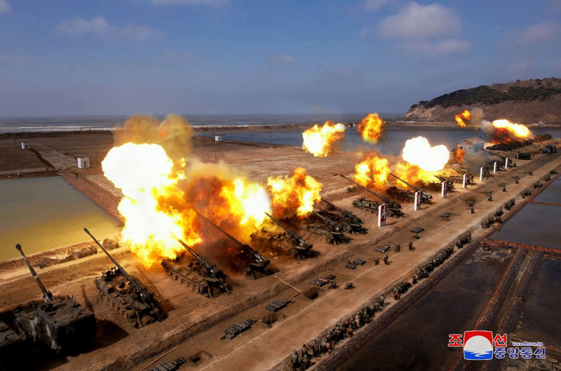 exerciții-militare-Coreea-de-Nord-11
