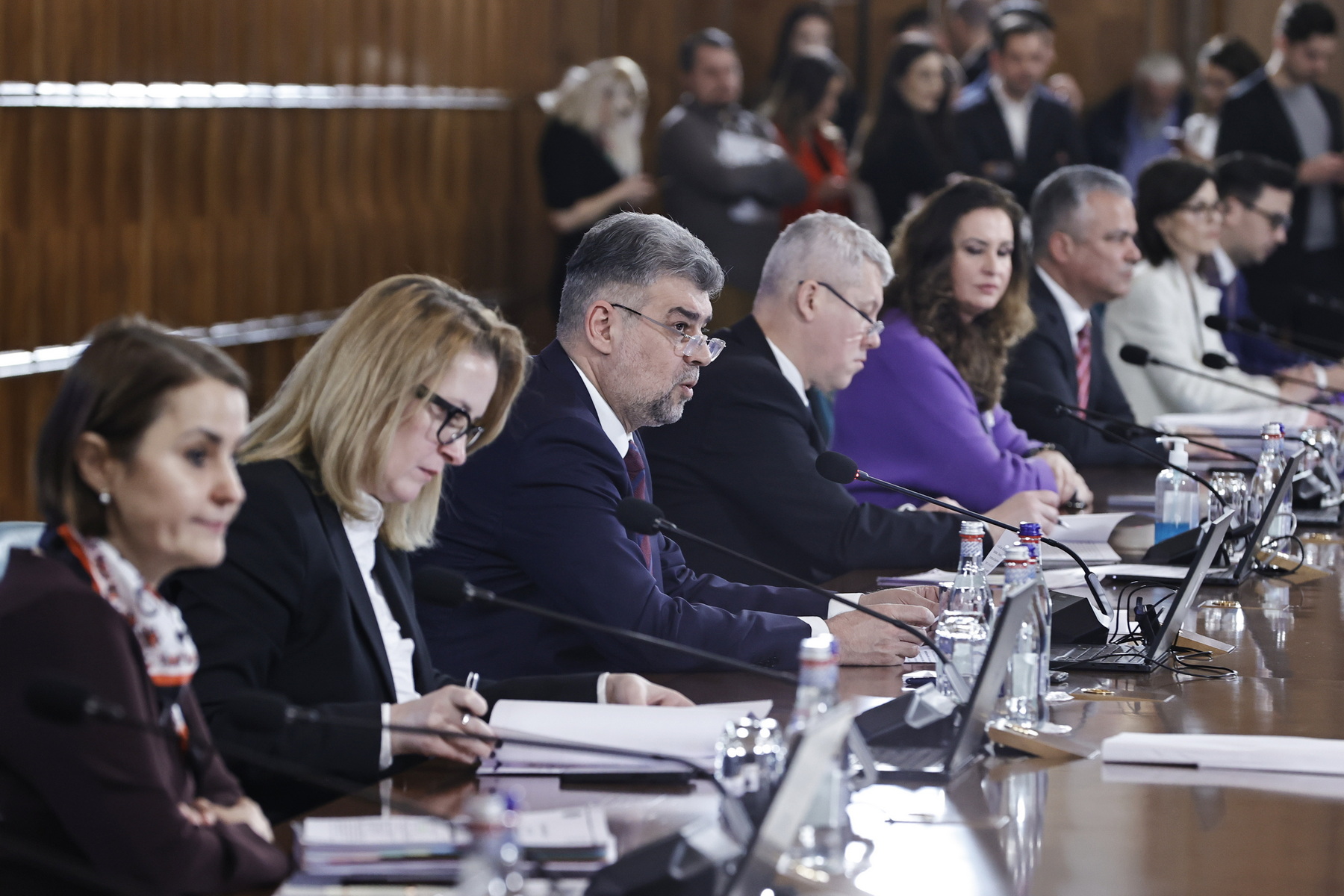 Guvernul a adoptat OUG privind comasarea alegerilor europarlamentare cu localele în 9 iunie