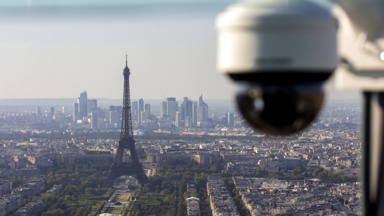 Paris, France September 7, 2023 - View Of Paris - View of a CCTV camera with the Eiffel Tower in the background VUE DE P