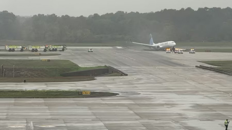 Un avion Boeing 737 MAX al operatorului aerian United Airlines a ieşit de pe pista Aeroportului George Bush din Houston