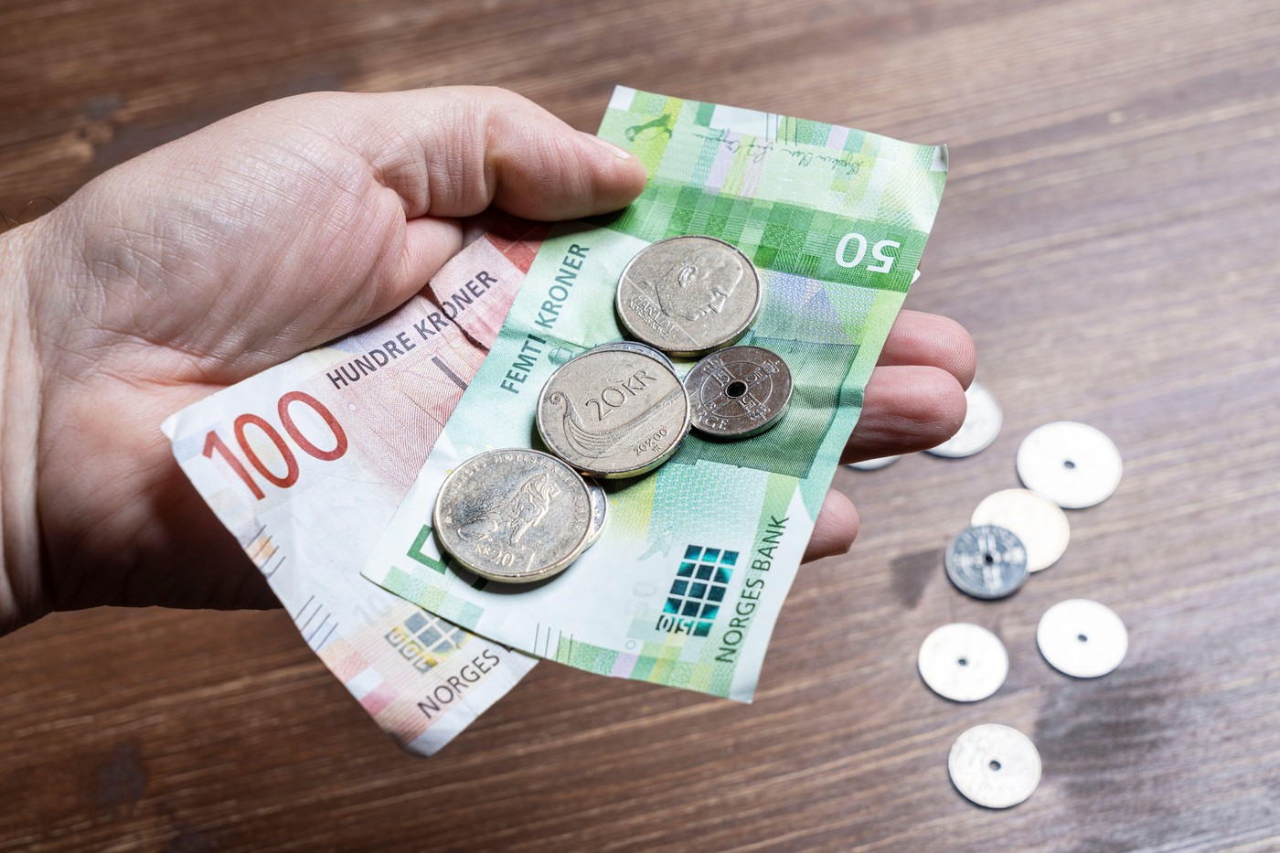 Norvegia vrea să protejeze dreptul la plata în numerar. Țara este în topul plăților digitale