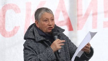 Ludmila Uliţkaia la un protest
