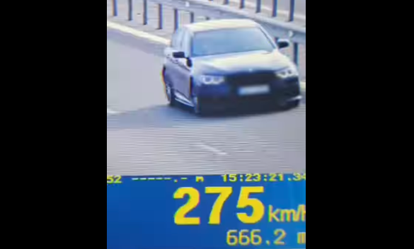VIDEO. Şofer prins cu 275 km/h. Poliția: Suntem impresionaţi de performanţa ta, dar am decis să-ţi oferim un „permis de odihnă”