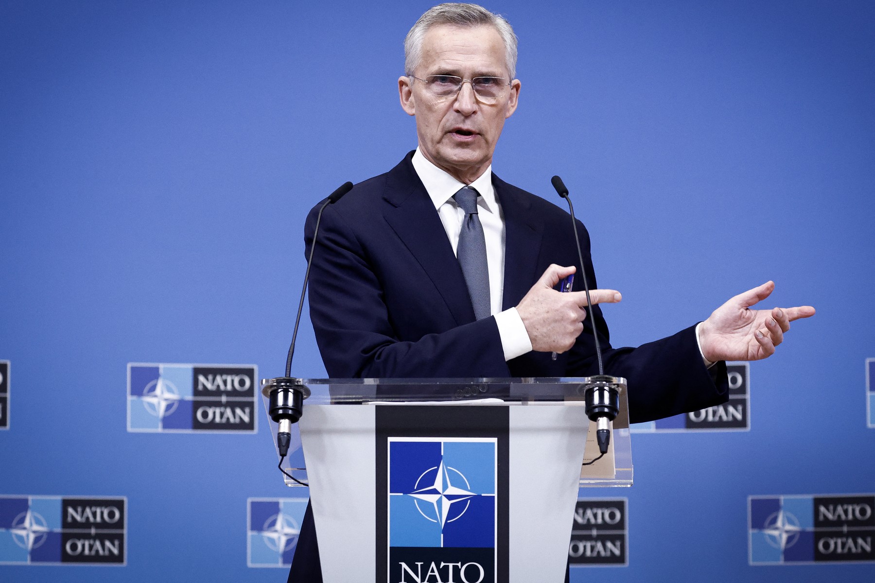 Jens Stoltenberg e supărat că țările NATO nu furnizează suficiente muniții Ucrainei: „Acest lucru are consecinţe pe câmpul de luptă”