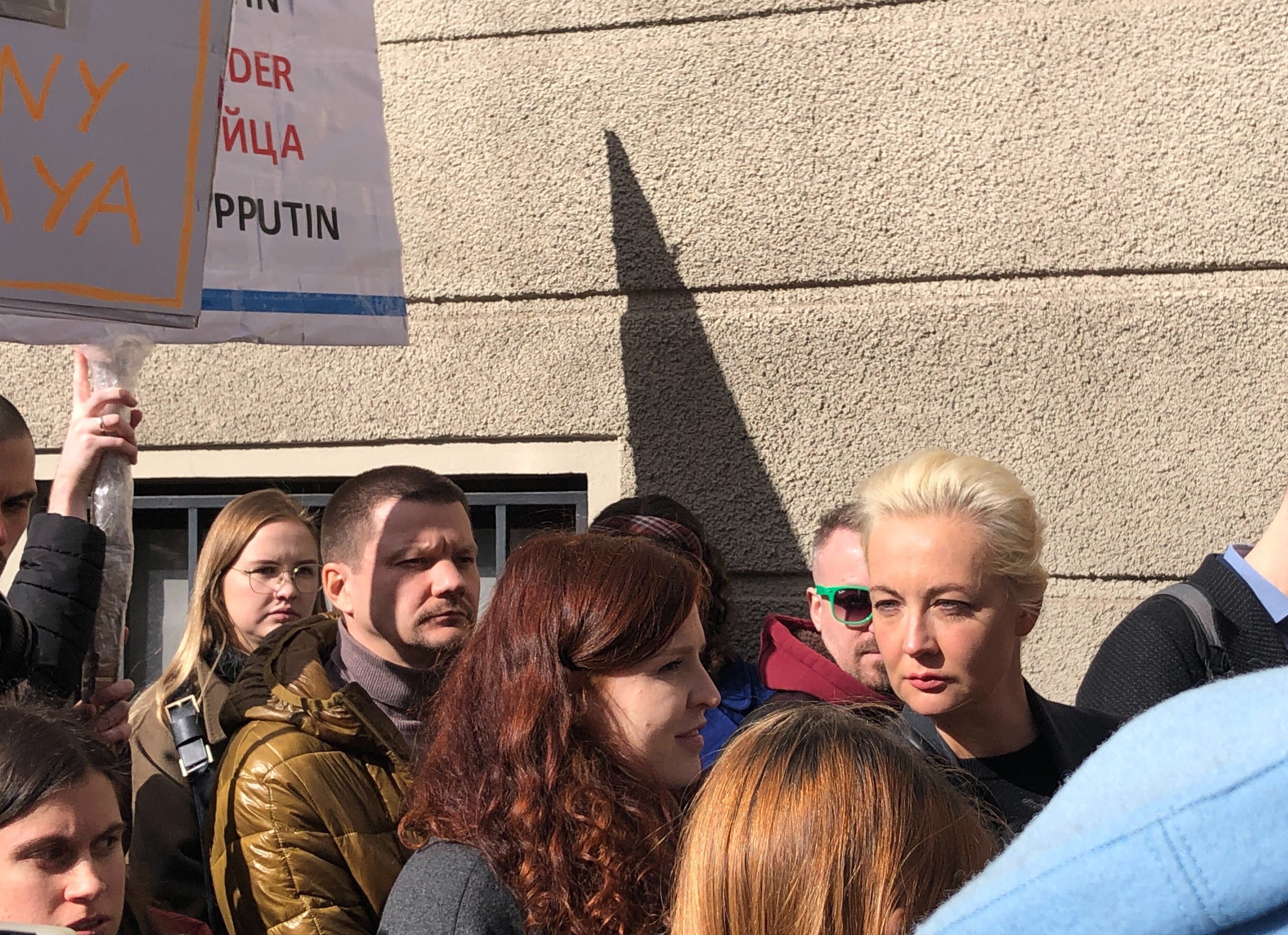 Iulia Navalnaia a votat la ambasada Rusiei de la Berlin