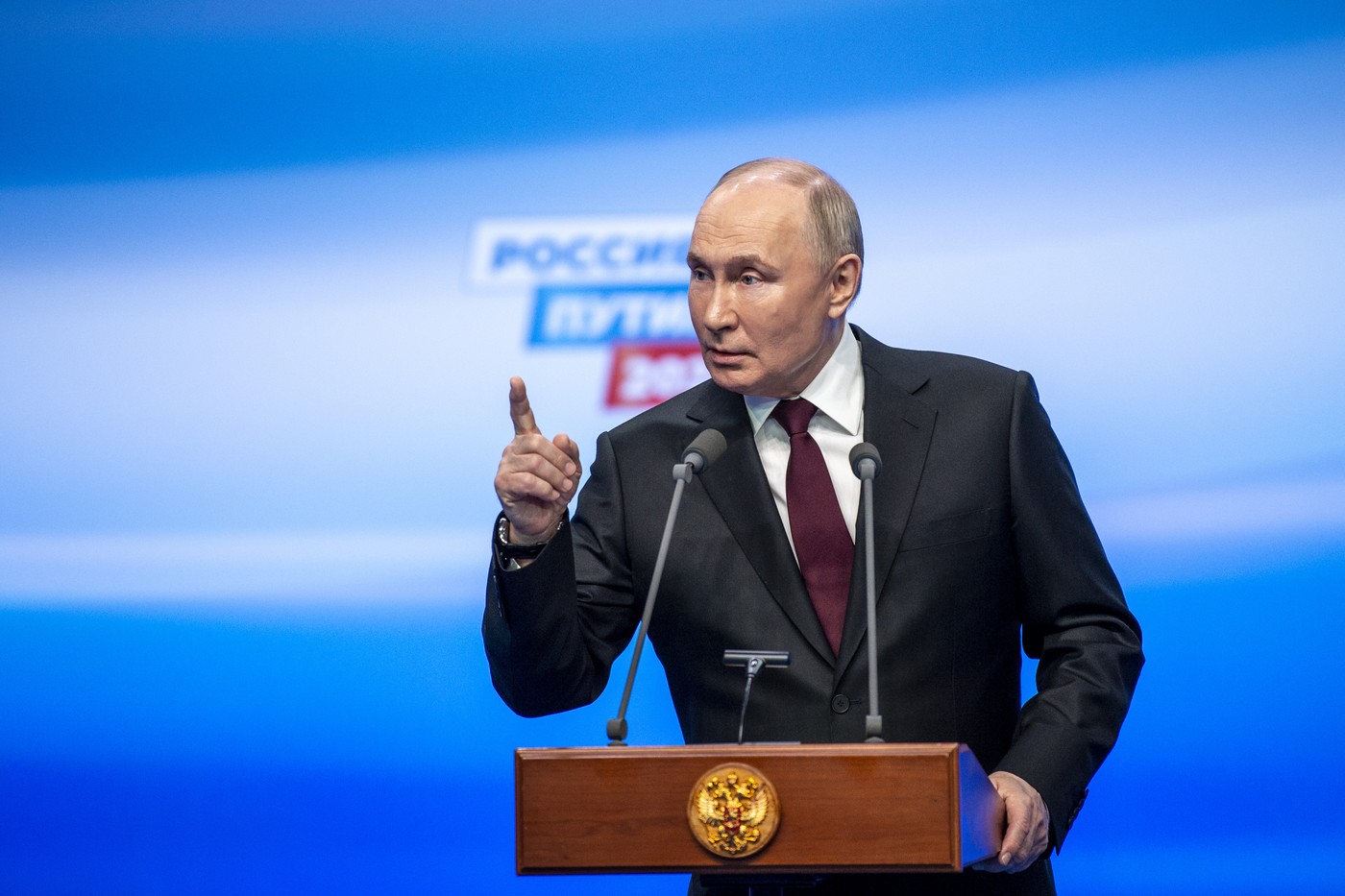 Putin amenință Occidentul că un conflict Rusia-NATO ar fi doar la un pas de al treilea război mondial
