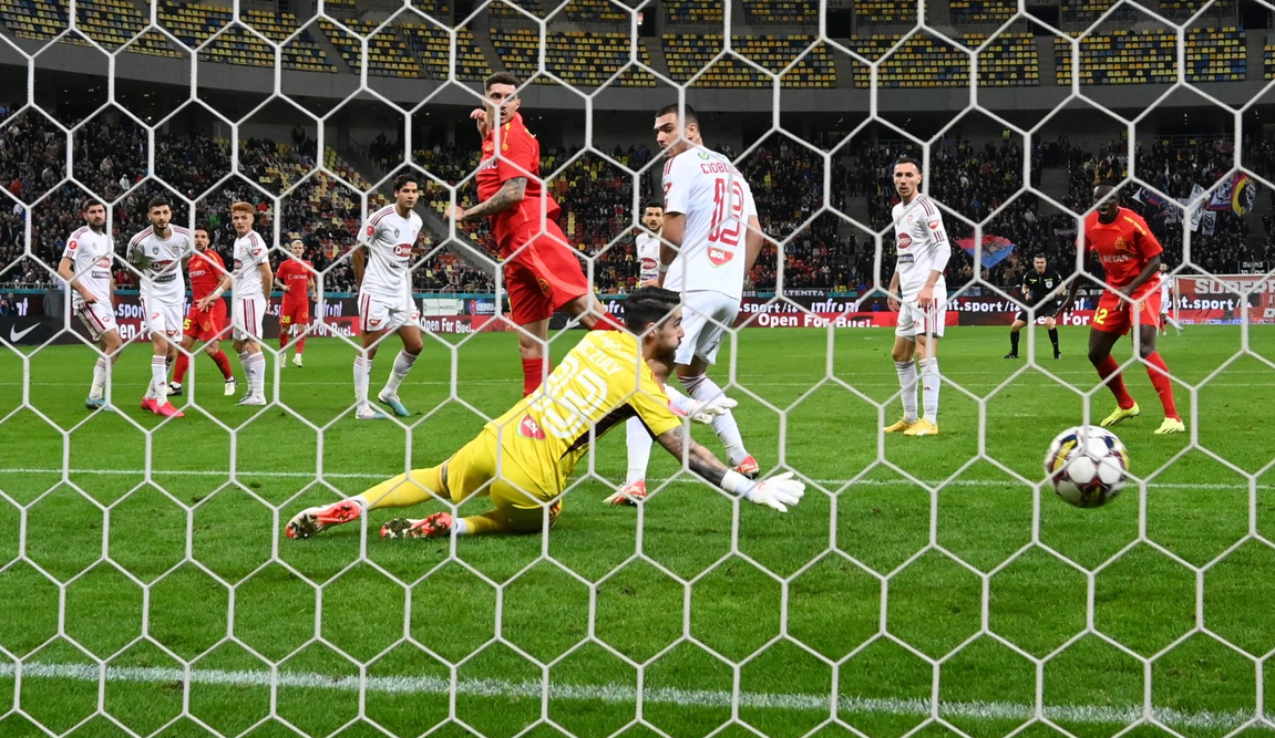 Jucător depistat pozitiv la testul antidoping după meciul FCSB - Sepsi: Până nu vine proba B, este nevinovat