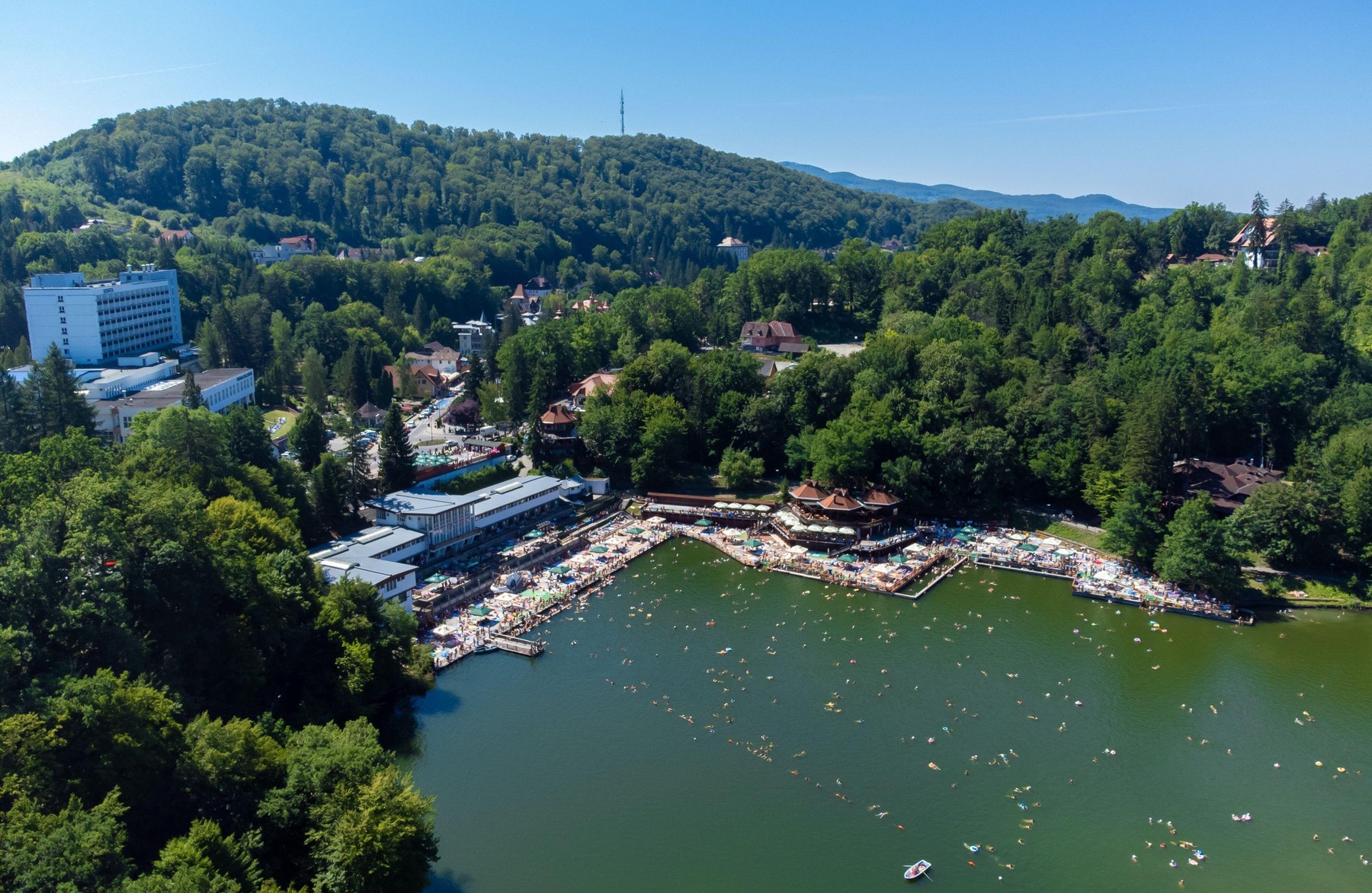 Minunea din Sovata. Algele care cresc în Lacul Ursu ar putea să fie „mâncarea viitorului”