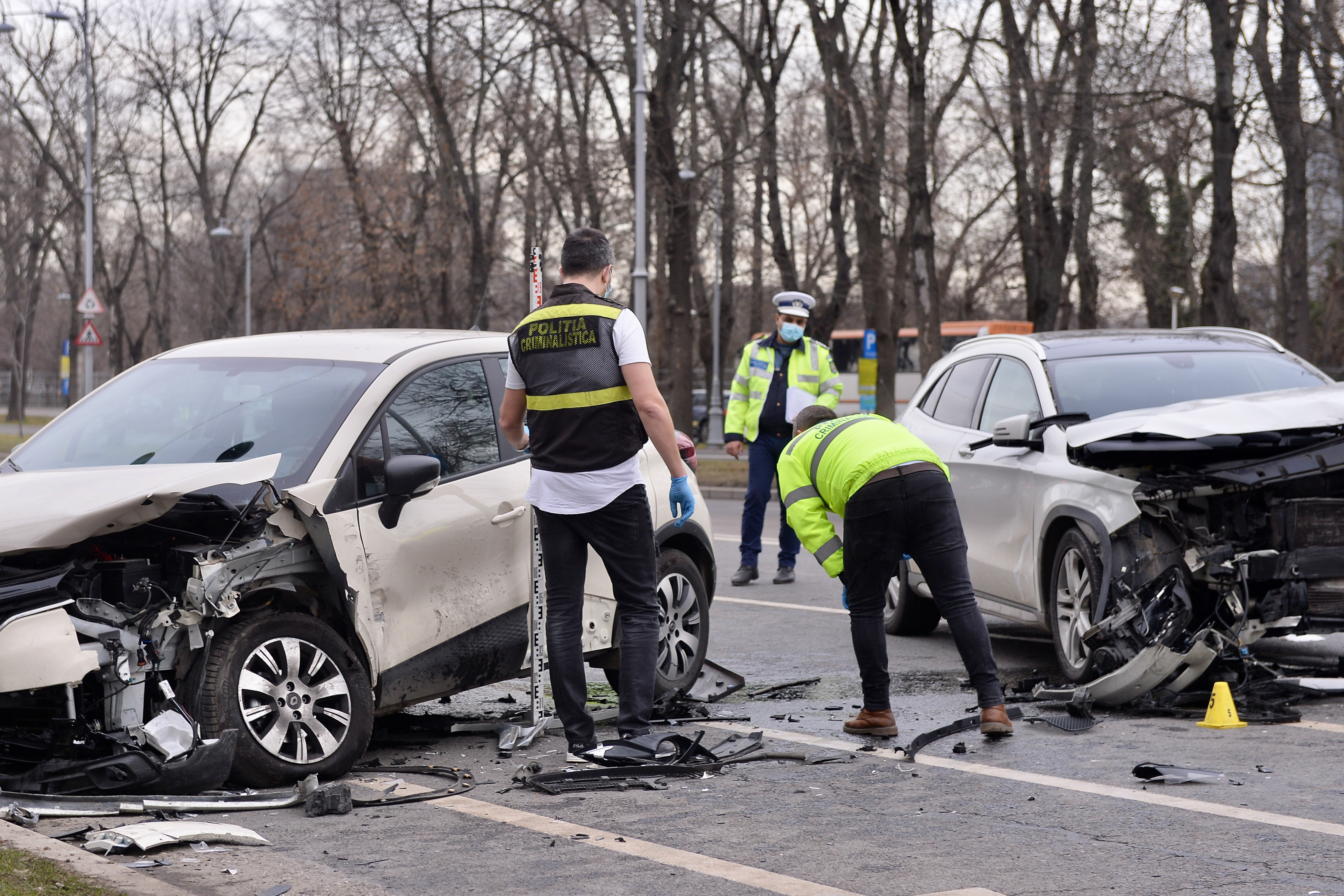 Poliția Română: Cele mai multe accidente rutiere din 2023 au avut loc în luna iunie, vinerea. Cauzele au rămas neschimbate