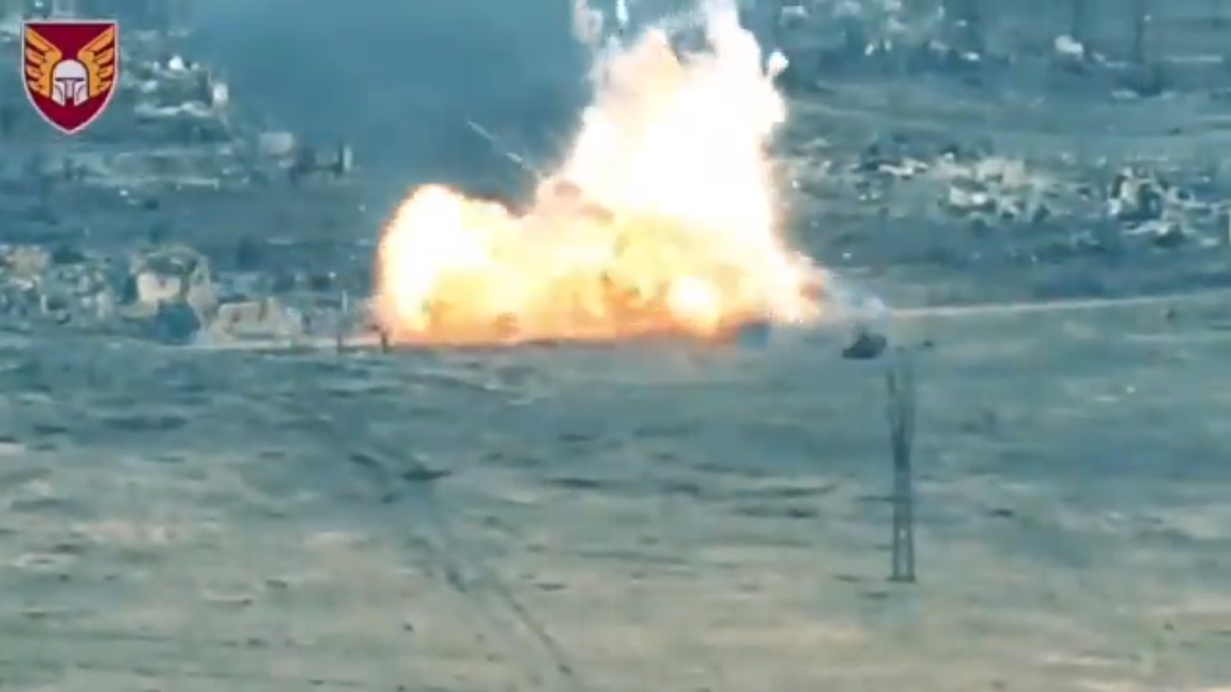 Ucrainenii au distrus „Soarele arzător”. Un lansator rusesc TOS-1A a fost aruncat în aer de o dronă kamikaze
