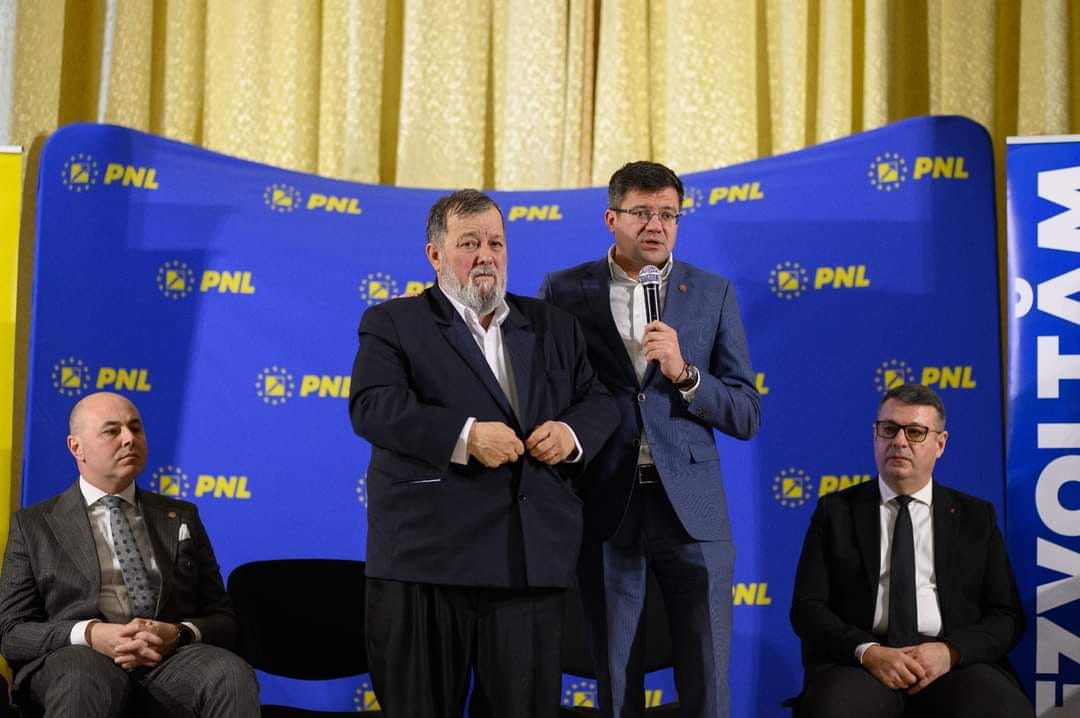 Deși BOR îi interzice, un preot din Iași vrea să fie primar din partea PNL. Liberalii i-au anunțat oficial candidatura și l-au lăudat