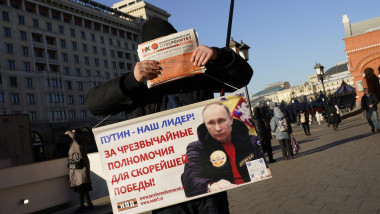 Afiș electoral pro-Putin.