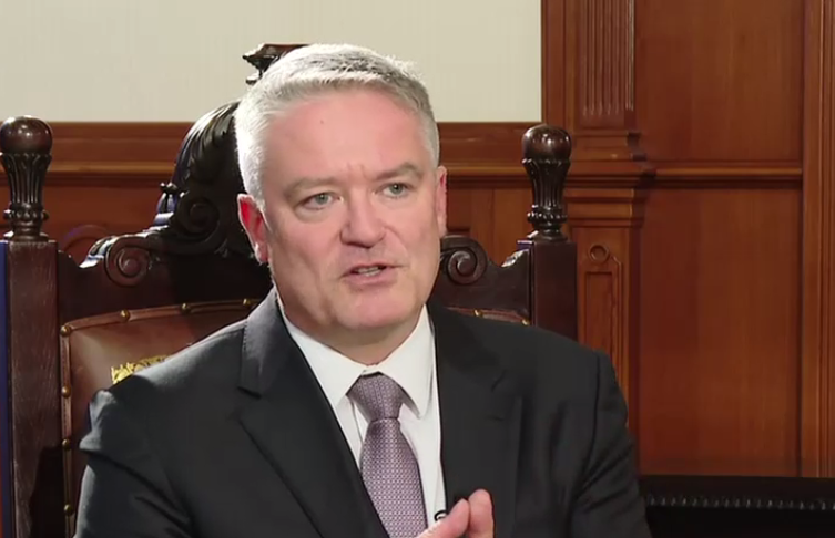 Mathias Cormann, șeful OCDE: Contribuțiile sociale sunt prea mari în România. Sistemul de impozitare lovește în cei cu salarii mici