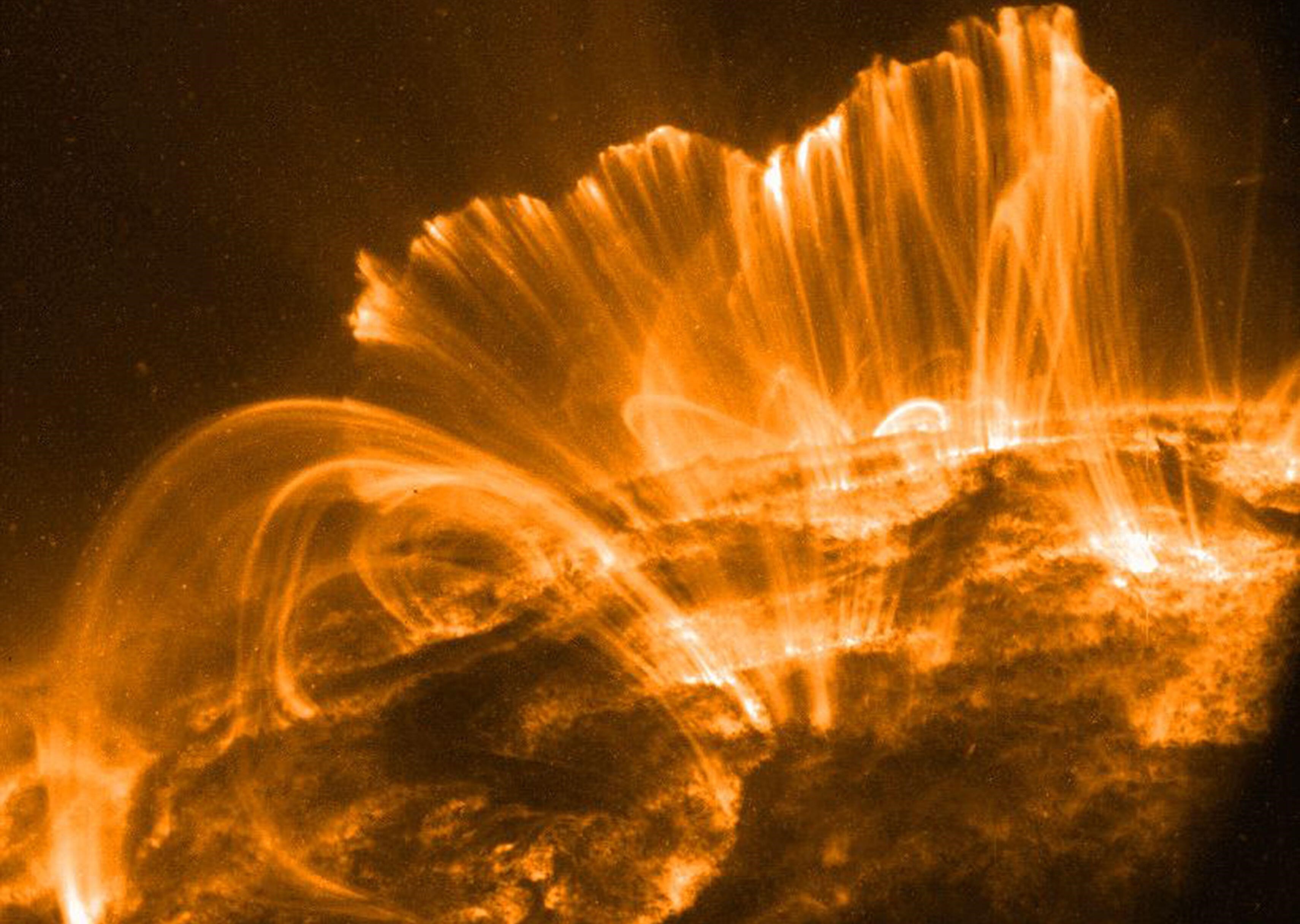 Experții ESA se pregătesc pentru o furtună geomagnetică de amploare. Cum ar putea fi afectat Pământul: „Nu există soluții bune”