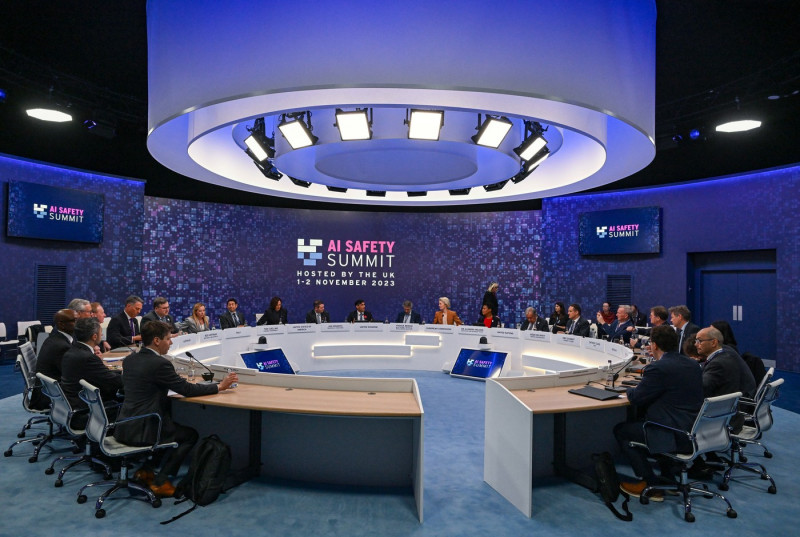 International AI Summit in Great Britain
