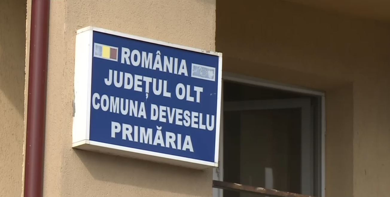 Scandal în Deveselu, unde un unchi și nepotul său se luptă pentru primărie. Ce acuzații își aduc