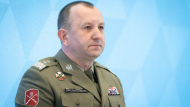 Generalul-locotenent Jaroslaw Gromadzinski