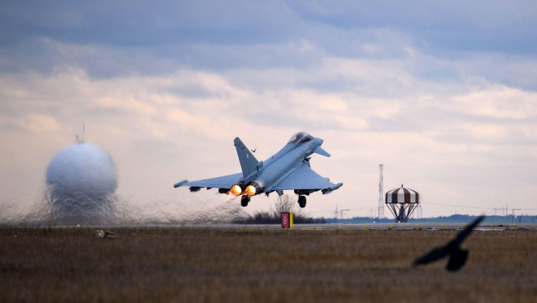 Constanta, Romania. 05th Dec, 2023. A German Eurofighter takes off from Mihail Kogalniceanu airfield near Constanta (Romania). The German Air Force is currently supporting NATO member Romania with Eurofighter combat aircraft and a defense system against s