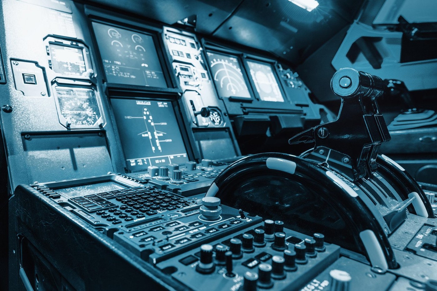 Război electronic în Europa: Avioanele civile raportează blocarea semnalului GPS. „Rusia atacă teritoriul suveran al țărilor NATO”