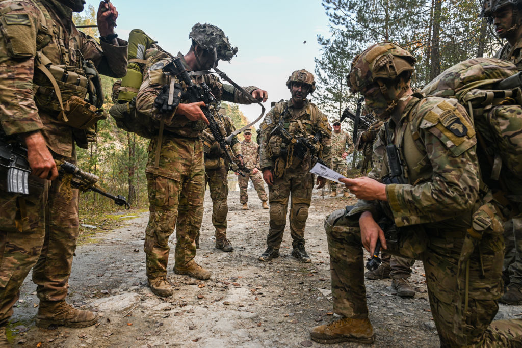 De ce Rusia pornește cu prima șansă într-un război convențional cu NATO. Cum poate fi câștigat un război de uzură contra lui Putin
