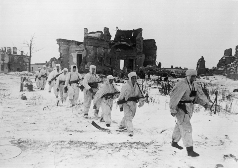 Leningrad Siege / Red Army Scouts / c. 1942