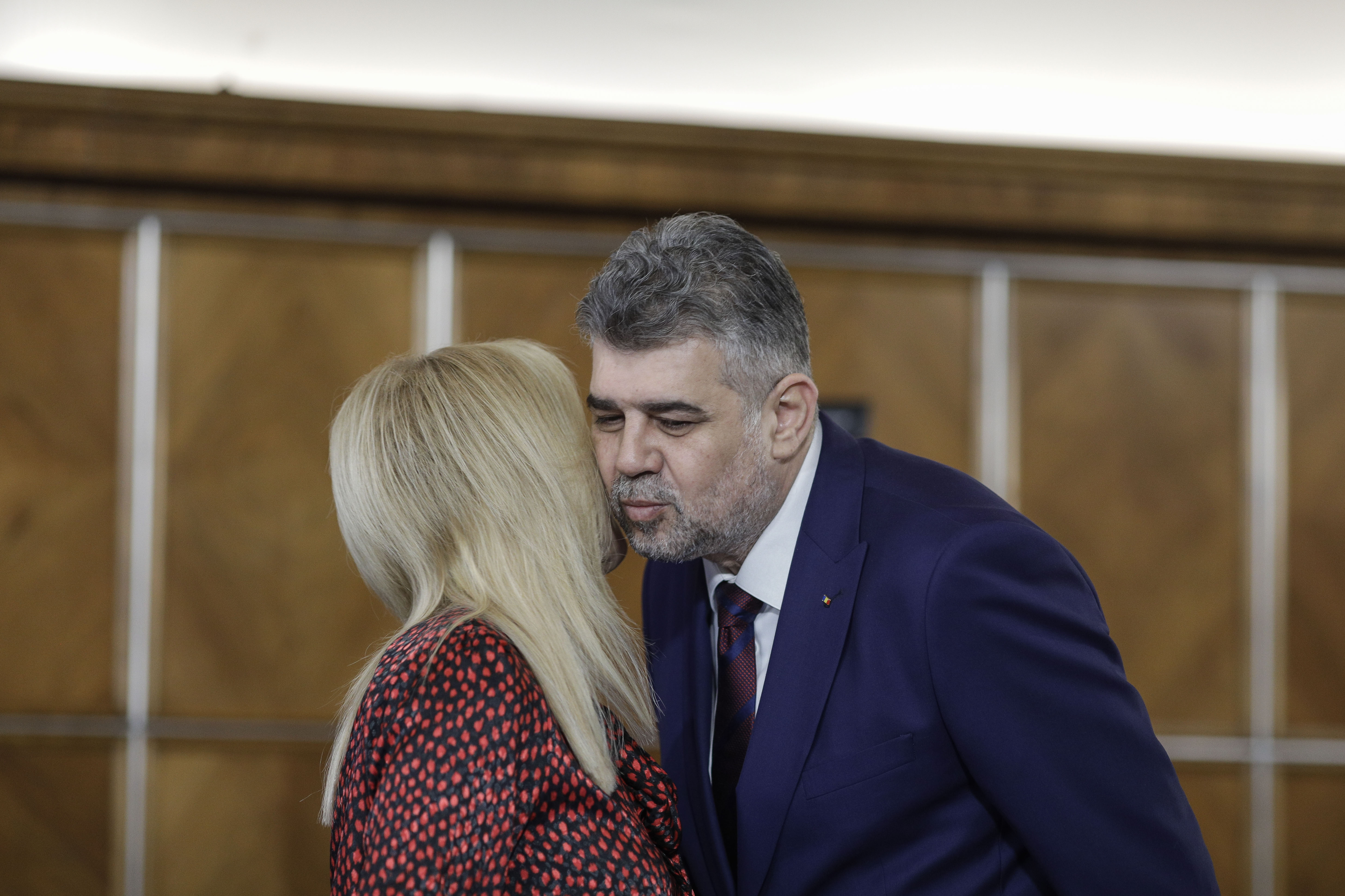 Ciolacu: Doamna Firea știe să se lupte singură pentru ce își dorește și ce merită