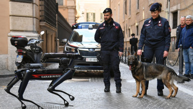 caine robot italia carabinieri