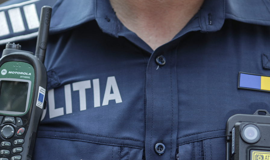 Polițist arestat după ce a întreținut relații sexuale cu două minore. În telefonul lui s-au descoperit filmări cu momentele intime