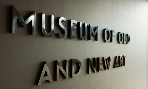 Un muzeu de arta australian a fost dat in judecata pentru o expozitie rezervata exclusiv femeilor