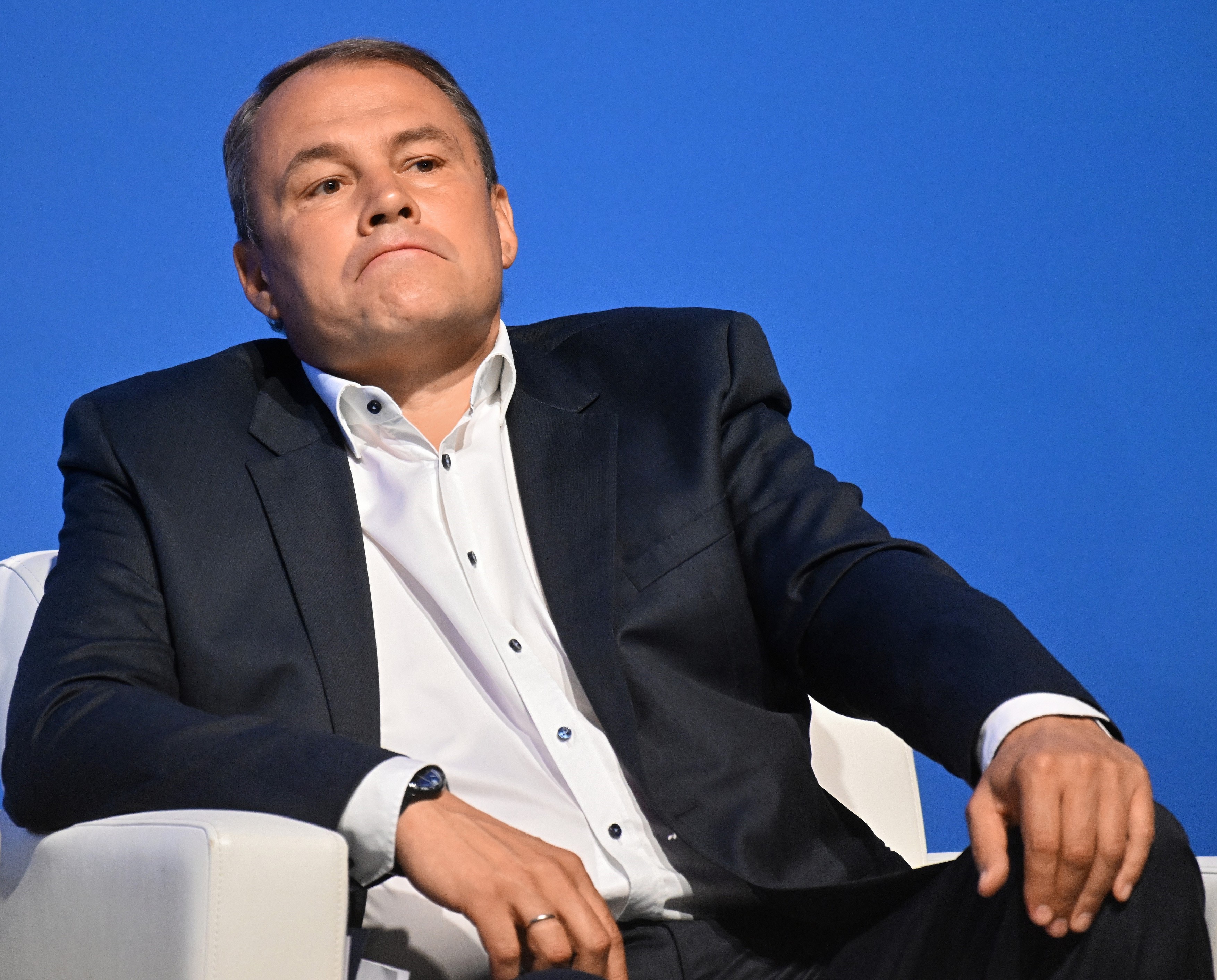 Rușii ”vor omorî toţi militarii francezi” trimişi în Ucraina. Vicepreşedintele Dumei ruse de Stat, Piotr Tolstoi, ameninţă Franţa