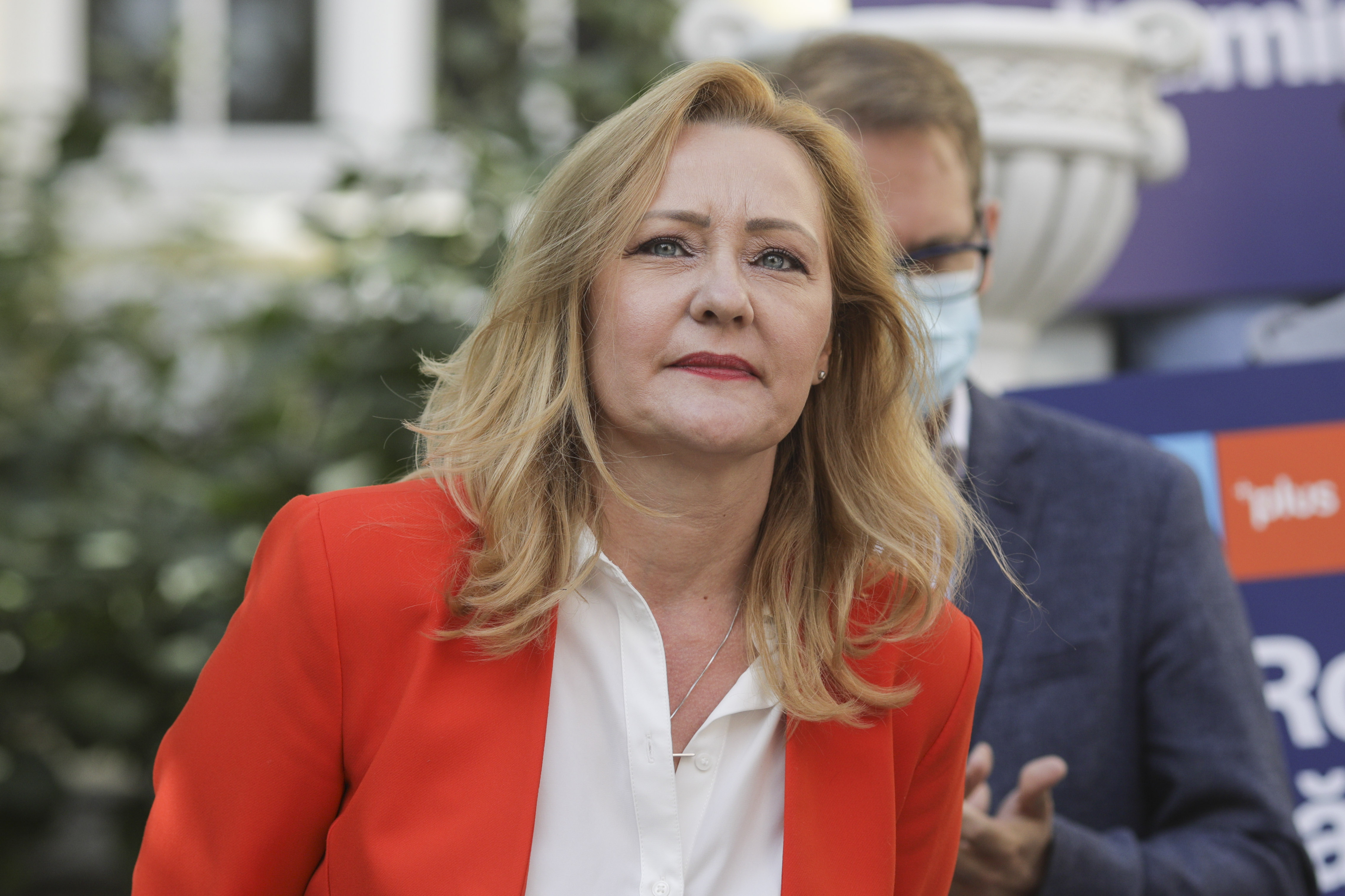 Elena Lasconi, atac la adresa lui Iohannis: Nu voi fi într-o colivie de aur, 10 ani în concediu