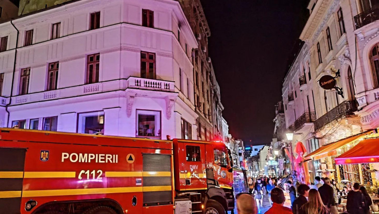 Un coș de fum neizolat, cauza incendiului puternic din Centrul Vechi al Capitalei. Zeci de oameni au rămas fără case