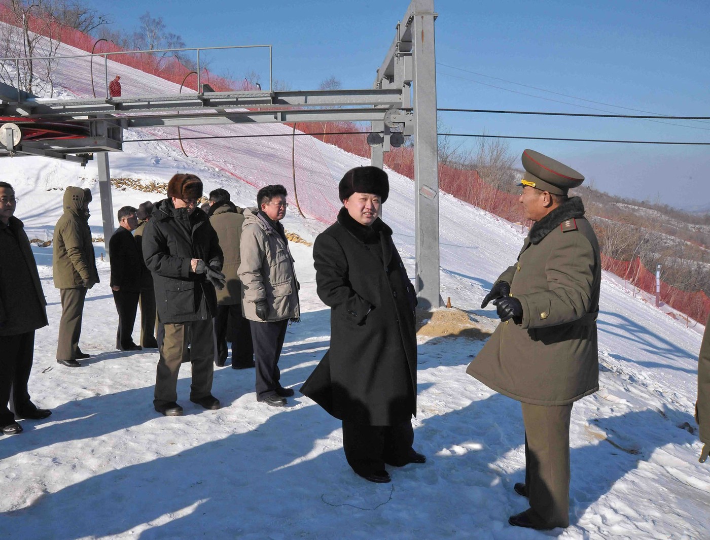 „100% satisfacție”. Cât costă un sejur la ski în Coreea de Nord, în stațiunea de lux a lui Kim