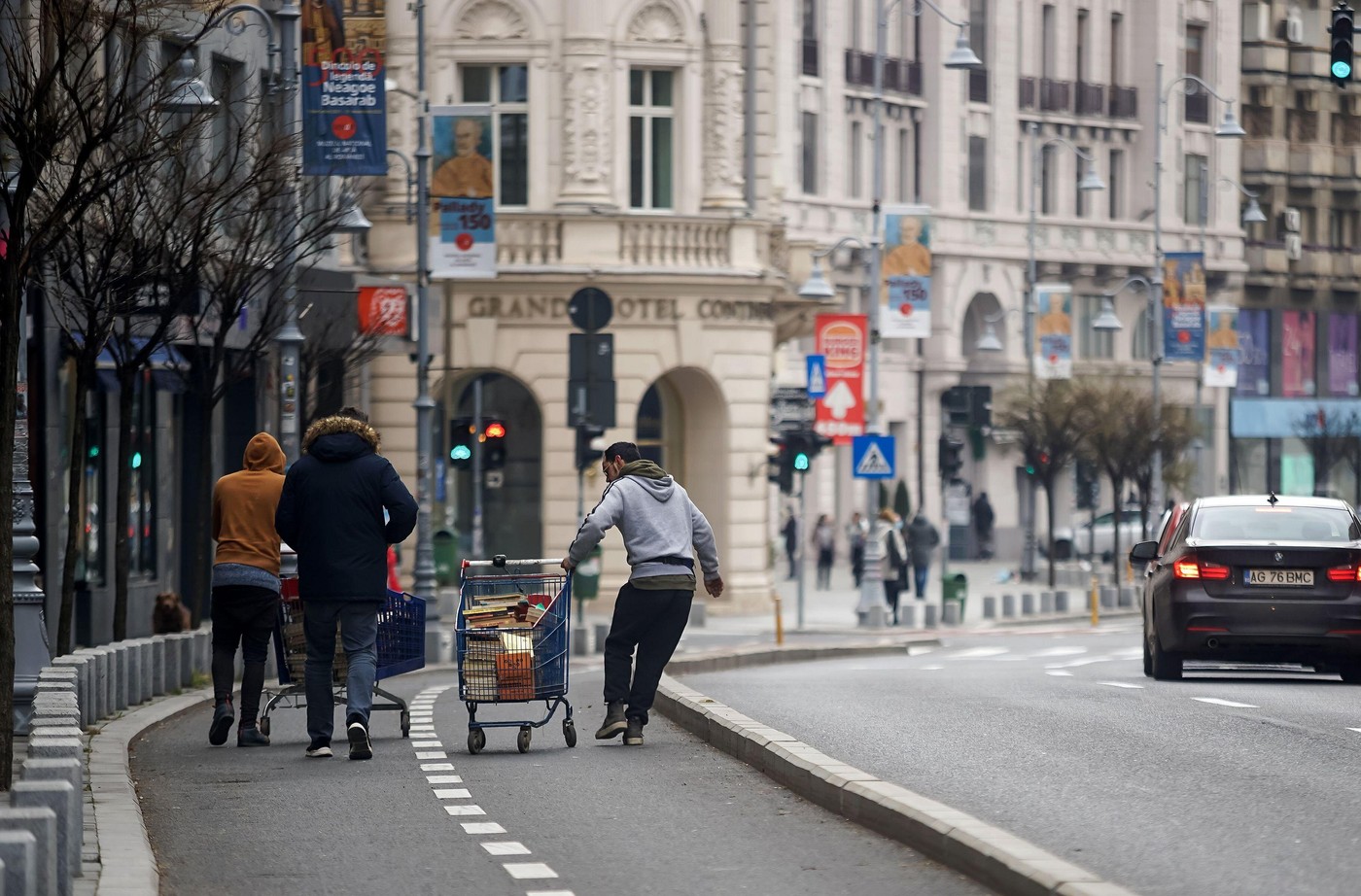 Calea Victoriei va redeveni pietonală în weekend, anunță primarul Nicușor Dan