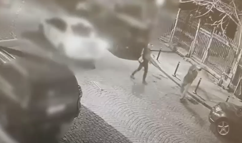 VIDEO. Femeie în vârstă de 77 de ani, jefuită de 25.000 de euro
