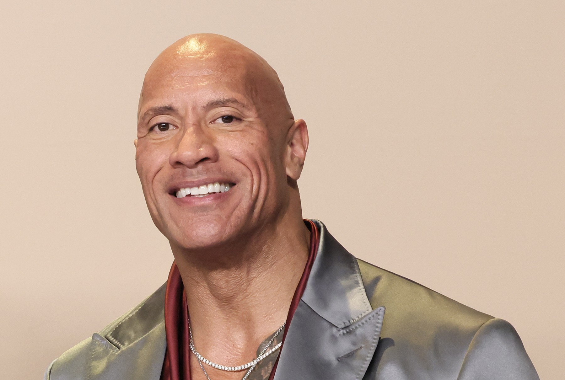 „The Rock” nu-l mai susține pe Biden la alegerile prezidențiale din noiembrie. Ce spune actorul despre Trump