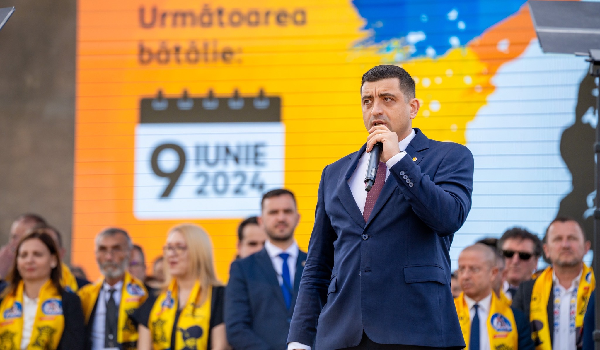 AUR a depus listele cu candidați pentru alegerile europarlamentare. Simion: „Suntem singura formaţiune care nu a fost la guvernare”