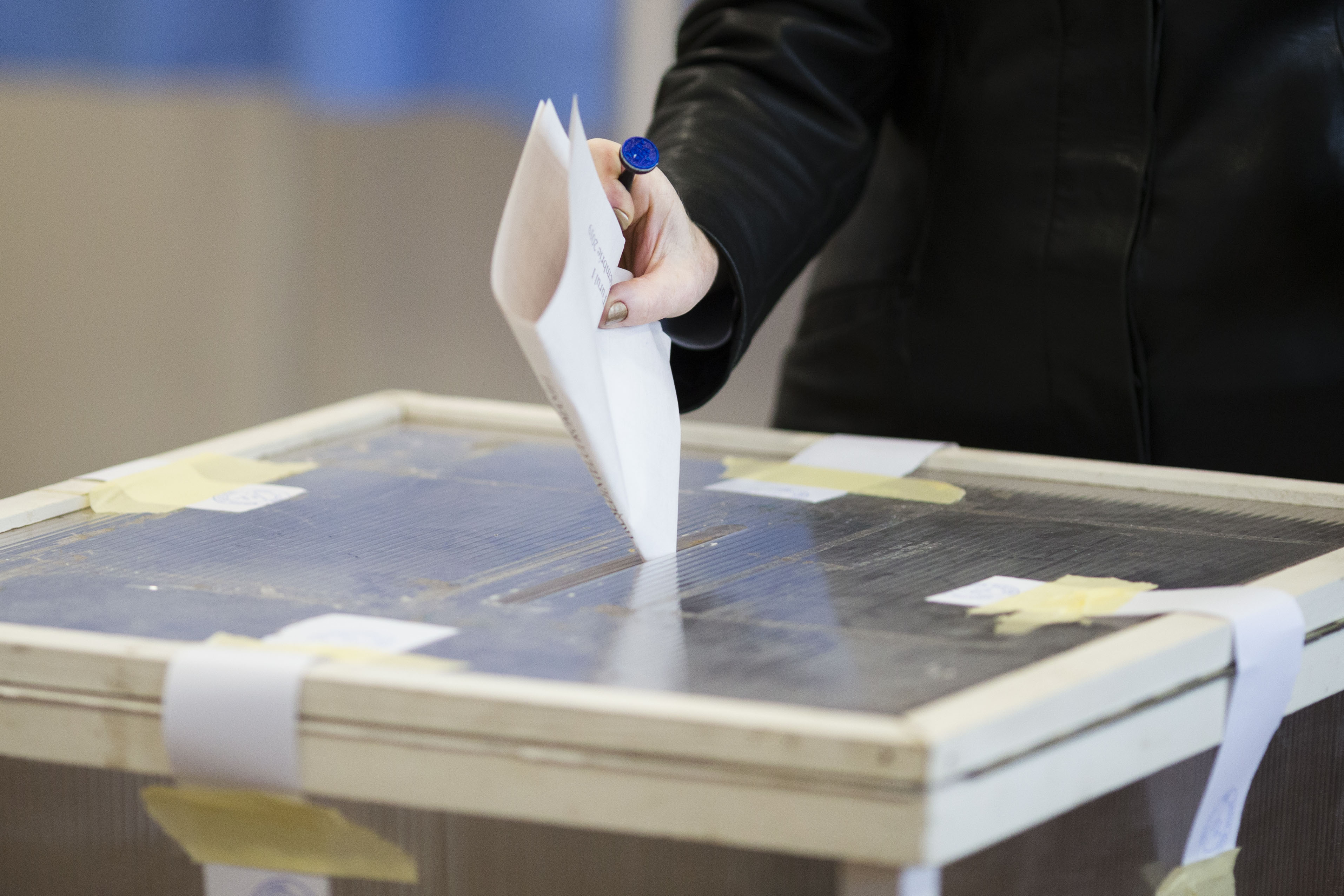 AEP a stabilit regulile pentru cheltuielile candidaților la alegerile de pe 7 decembrie. Publicitatea politică, reglementată mai strict