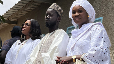 Bassirou Diomaye Faye si cele doua sotii ale sale