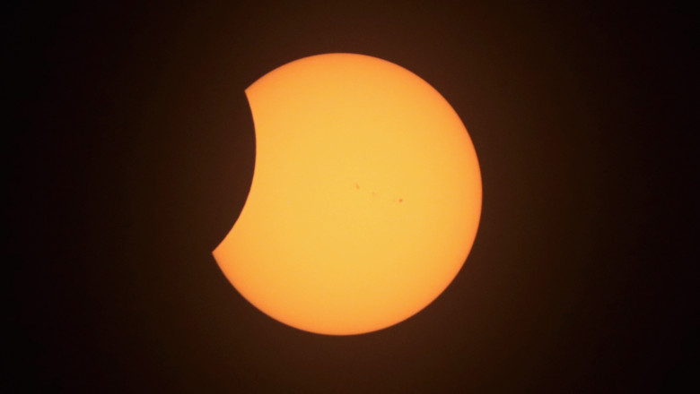 Eclipsa solară de pe 8 aprilie
