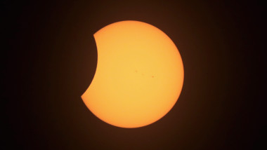 Eclipsa solară de pe 8 aprilie