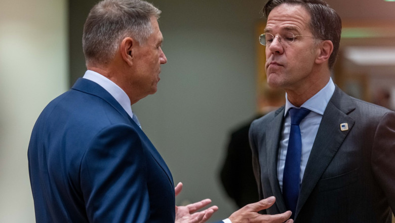 Klaus Iohannis vorbește cu Mark Rutte