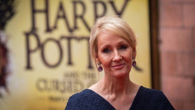 J. K. Rowling la lansarea unei carti din seria harry potter