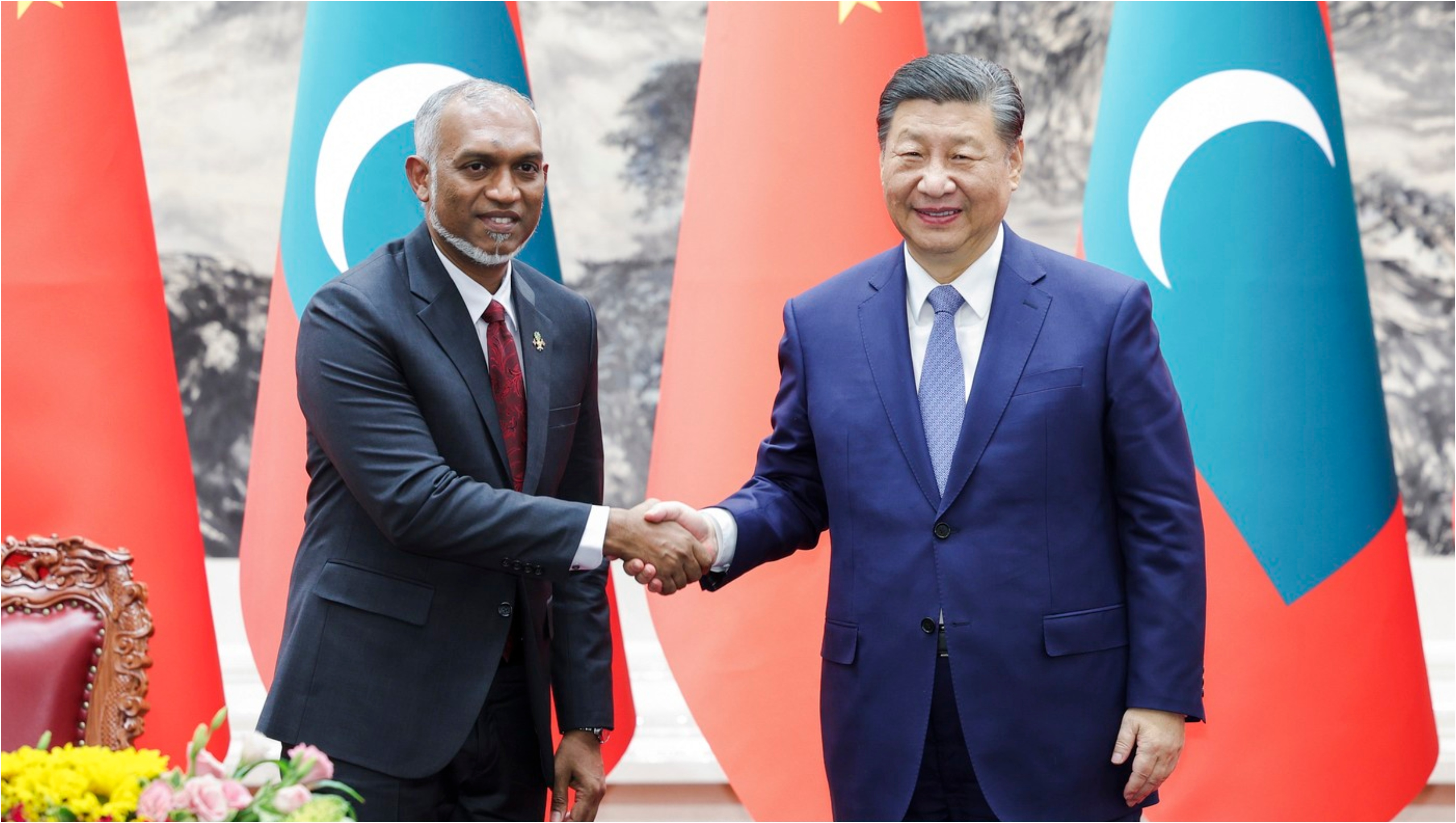Cum își câștigă China aliați noi: 1 milion de sticle de apă potabilă pentru o țară cu o poziție strategică în Oceanul Indian