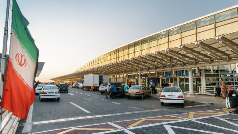 Zborurile au fost reluate pe aeroporturile din Iran