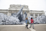 JR presents the work The Birth in Central Station