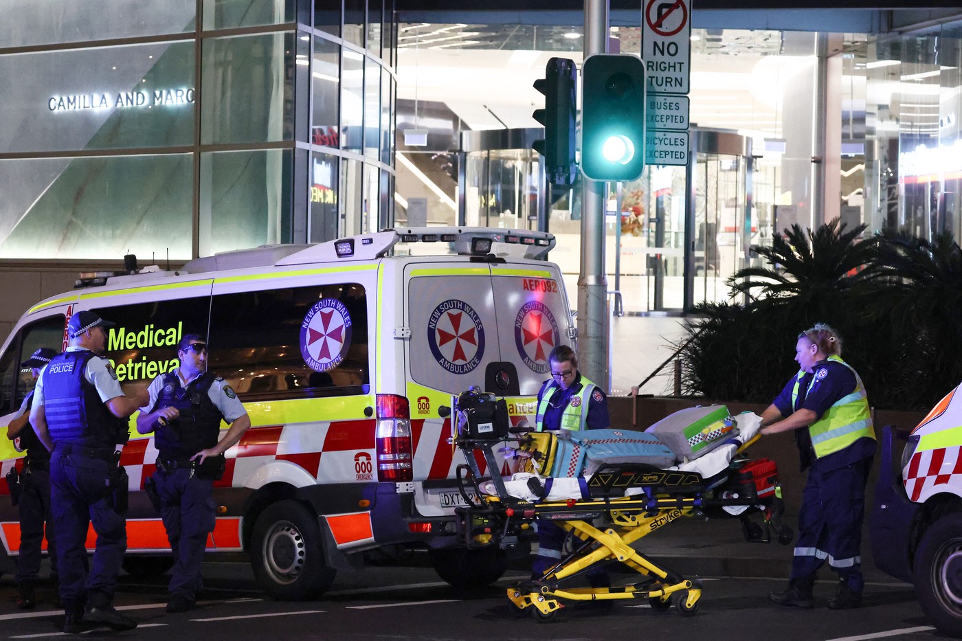 Părinții atacatorului din Sydney, mărturii după tragedie: „Își dorea o iubită, de asta a ucis femei. Iubim un monstru”