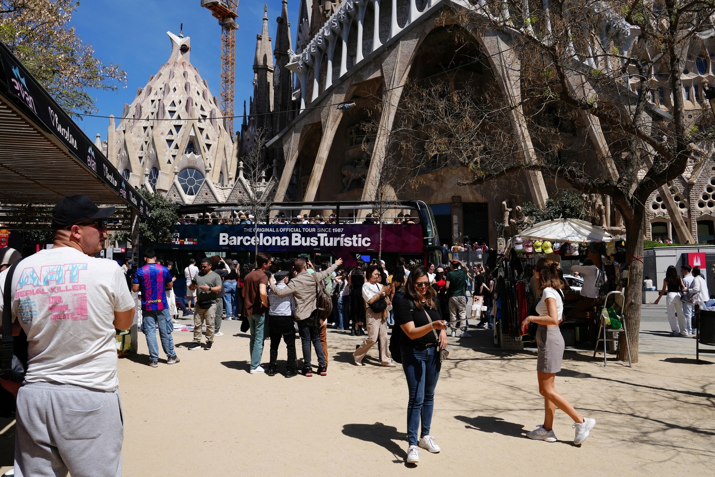Spaniolii nu mai fac fata supraturismului. Numarul turistilor straini, aproape dublu fata de populatia Spaniei