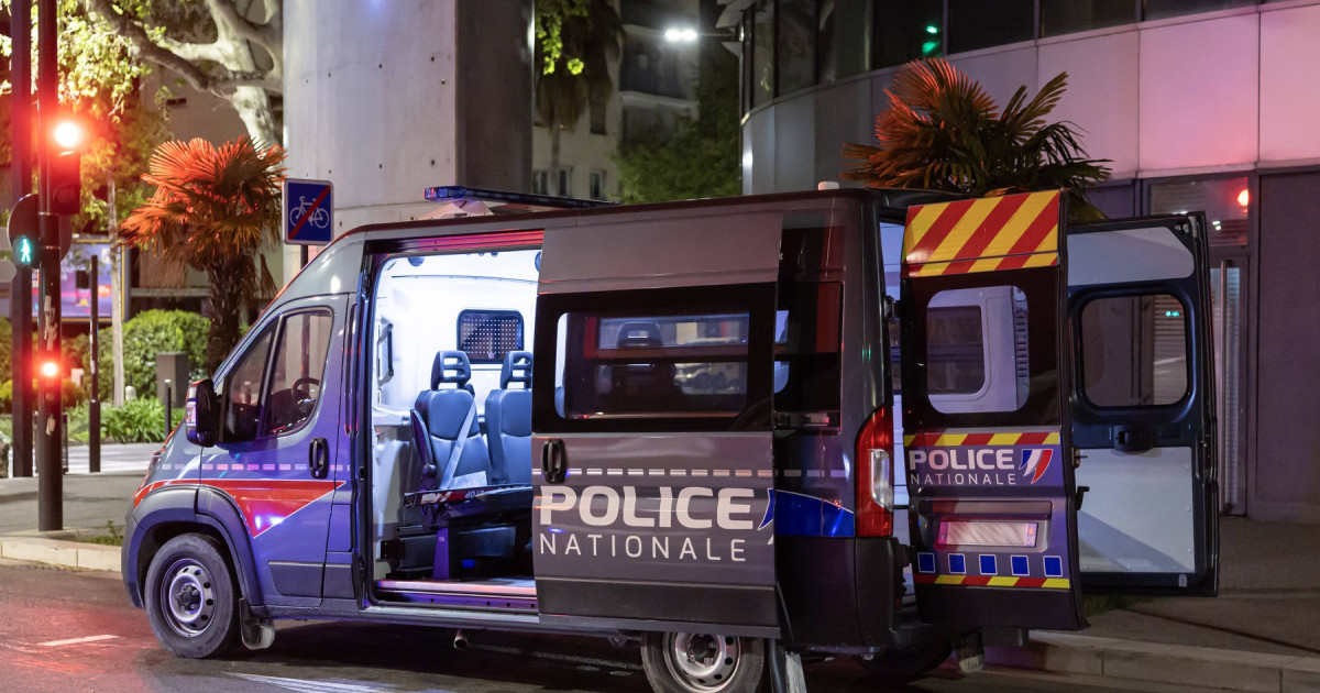 Atac armat într-un cartier din Franța. Mai mulți bărbați au început să tragă dintr-o mașină asupra unor tineri|EpicNews