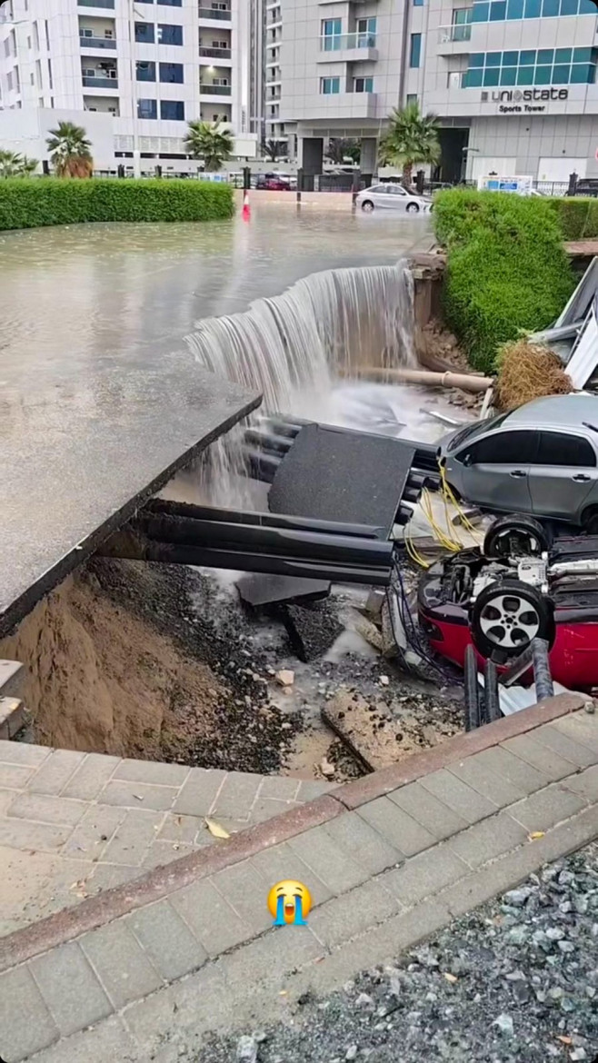 Des pluies diluviennes sèment le chaos à Dubaï